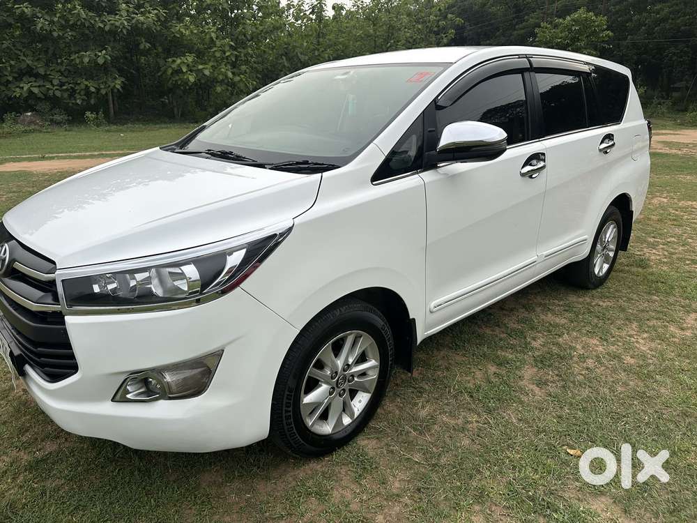 Toyota Innova Crysta 2.4 G Mt 8s, 2019, Diesel
