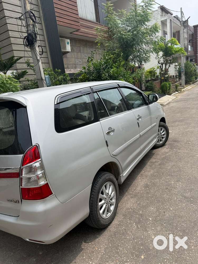 Toyota Innova Diesel Manual 2012