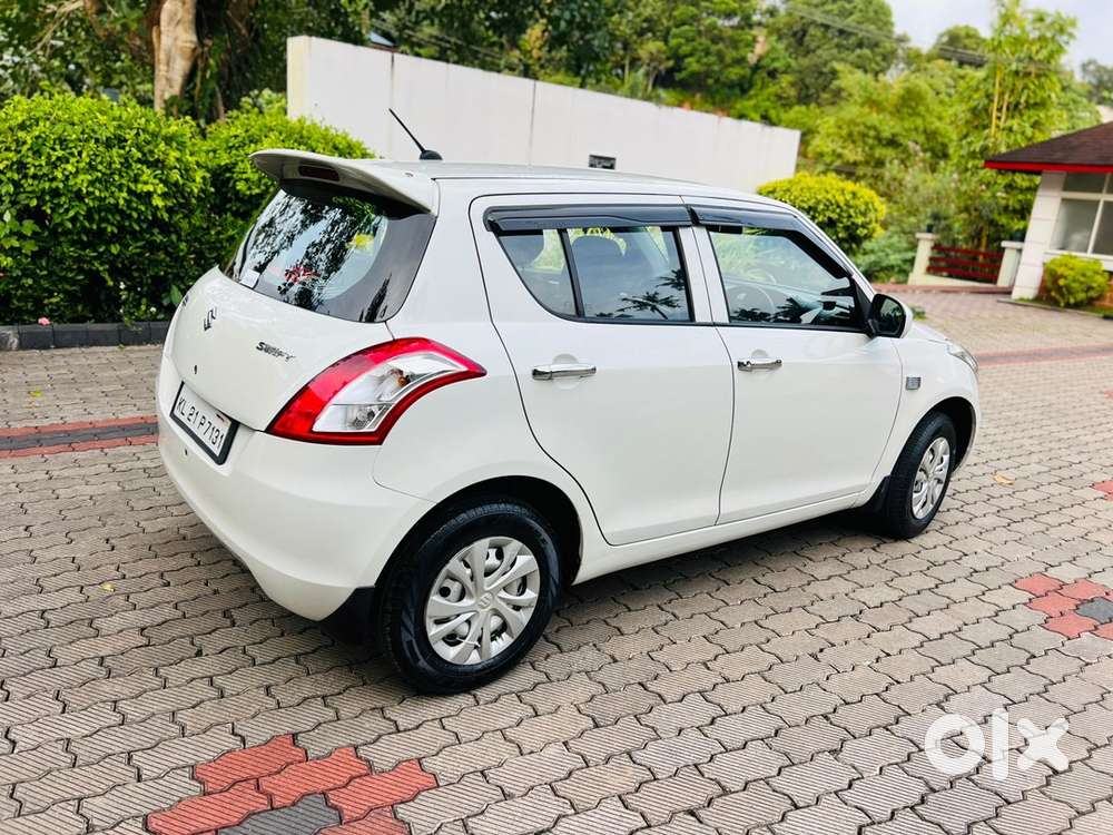 Maruti Suzuki Swift Petrol 2017
