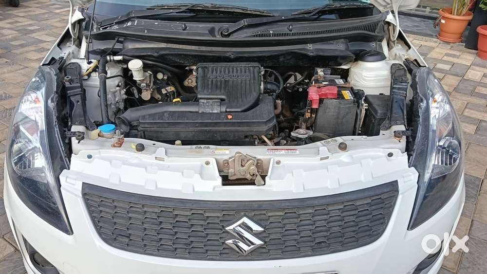 Maruti Suzuki Swift Vxi Abs Bsiv, 2017, Petrol