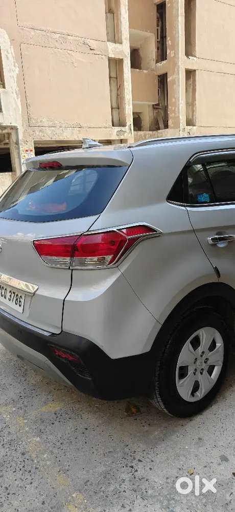 Hyundai Creta 2018 Petrol Plus. New Condition Charter New Apollo Compa