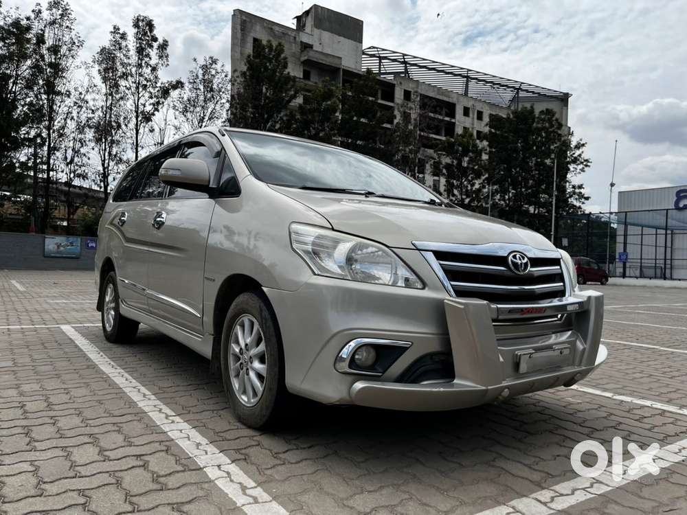 Toyota Innova Diesel 2014