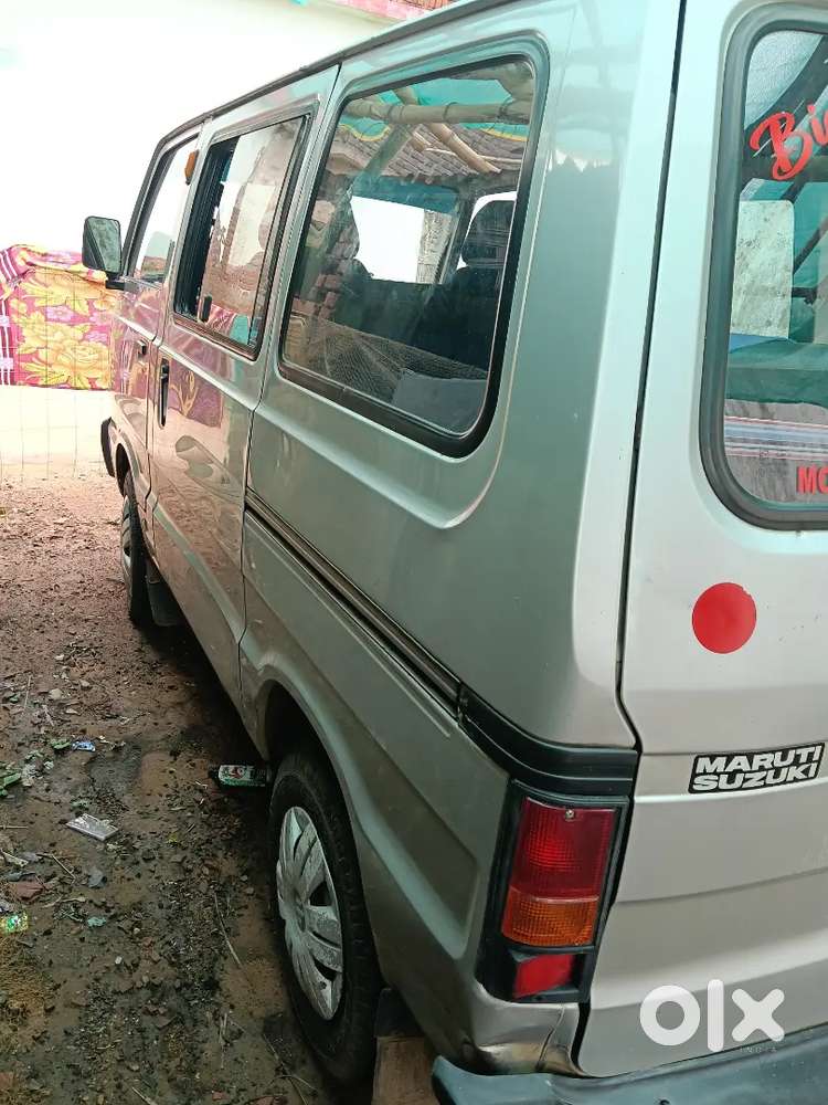 Maruti Suzuki Omni 2010