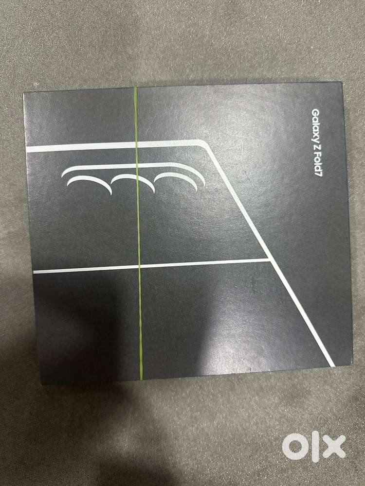 Fold7 black