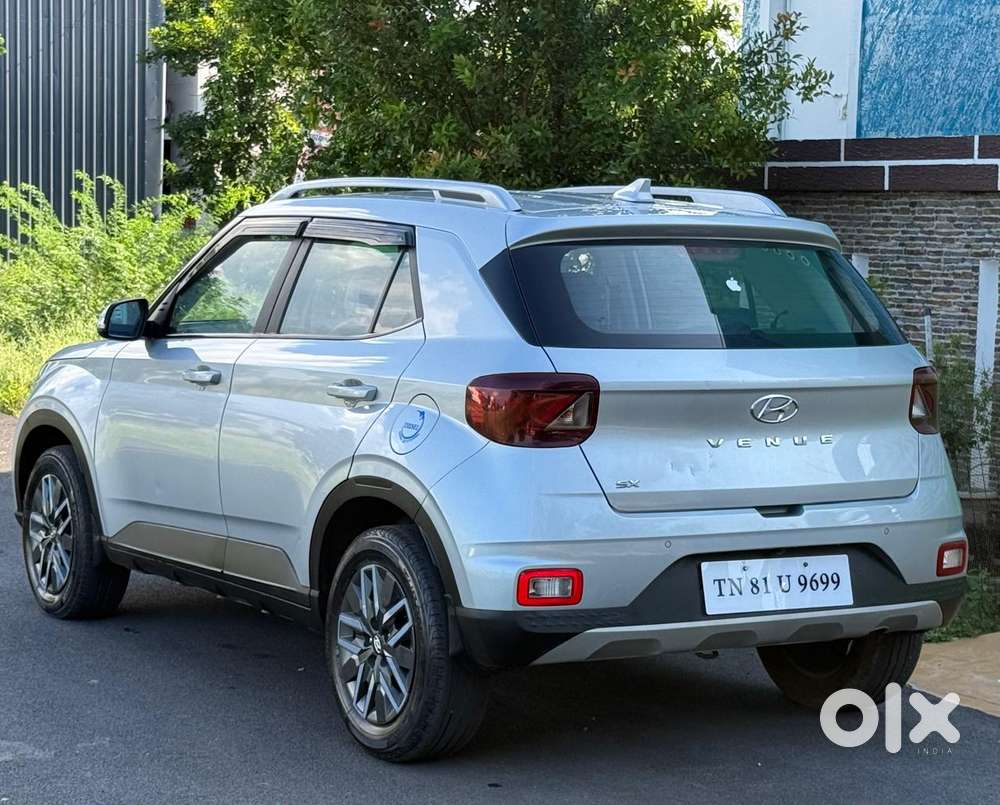 Hyundai Venue Sx Mt, 2022, Diesel