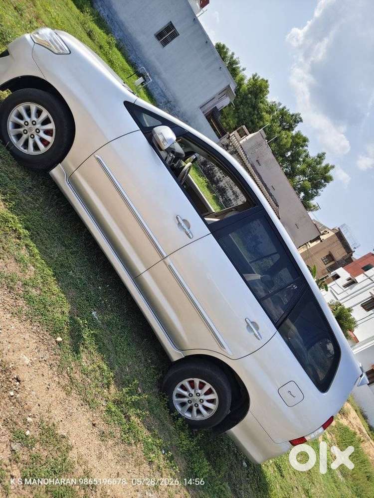 Toyota Innova 2.5 Vx 8 Str, 2012, Diesel