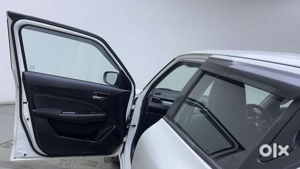 Maruti Suzuki Swift Vvt Vxi, 2022, Petrol