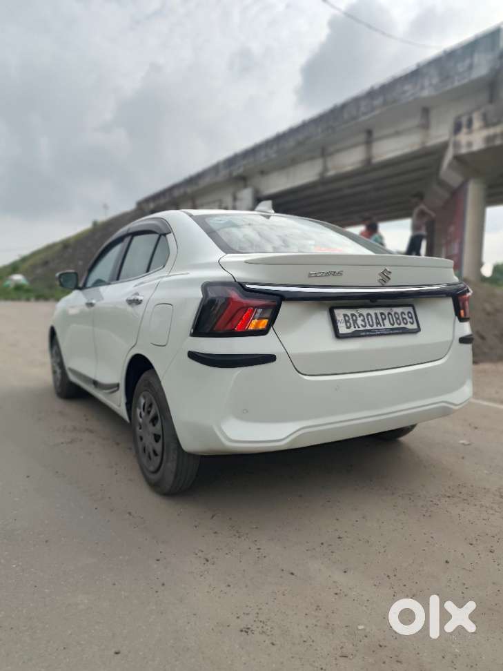 Maruti Suzuki Dzire 1.2 Vxi Cng, 2025, Cng & Hybrids