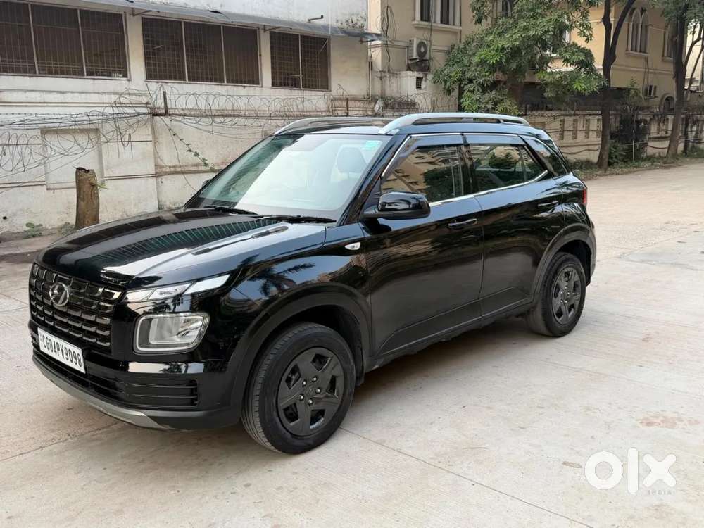 Hyundai Venue S 1.2 Petrol, 2024, Petrol