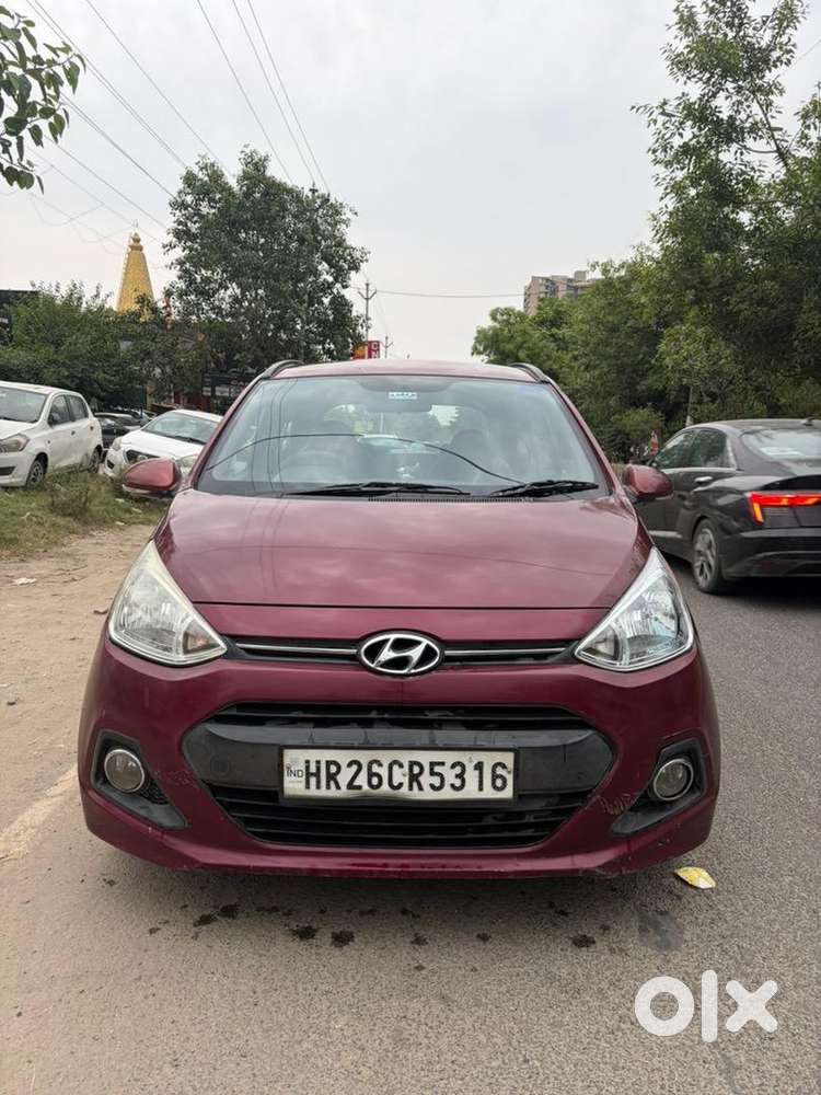 Hyundai Grand I10 2015 Top Model Petrol In Showroom Condition