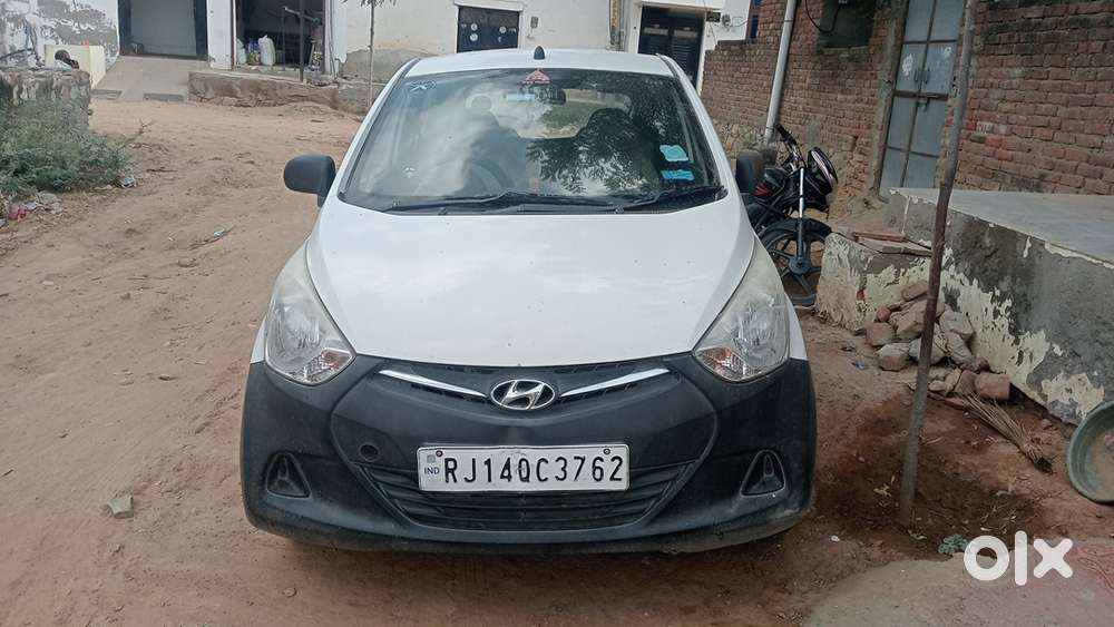 Hyundai Eon 2016 Petrol 70000 Km Driven