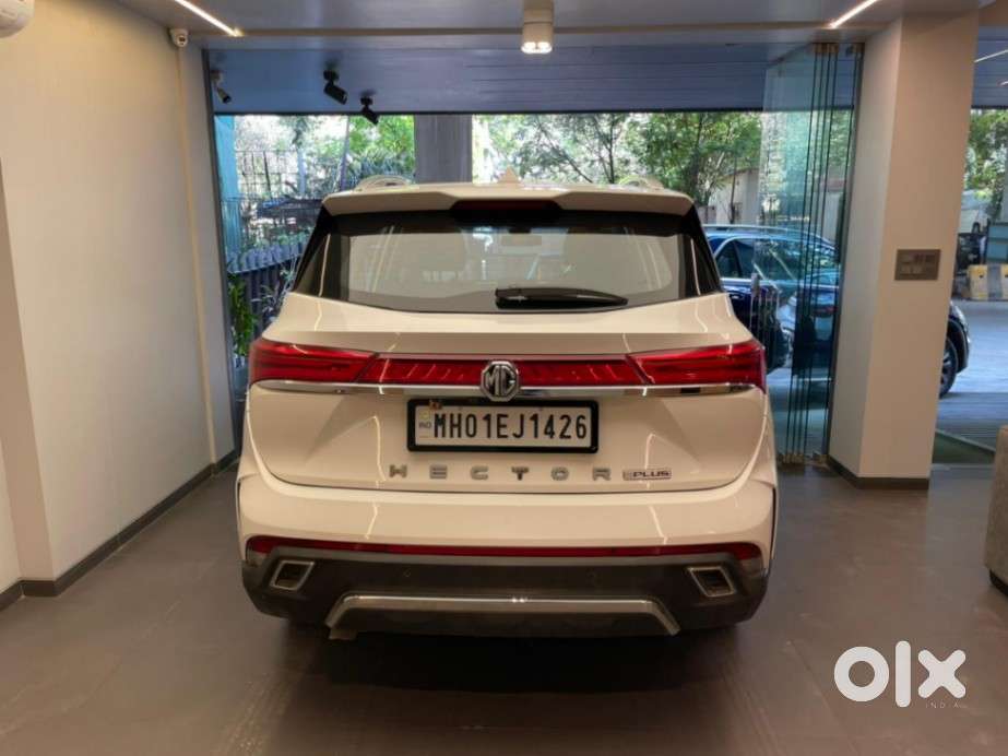 Mg Hector Plus Sharp Pro 1.5 Turbo Petrol Cvt 6 Str, 2023, Petrol