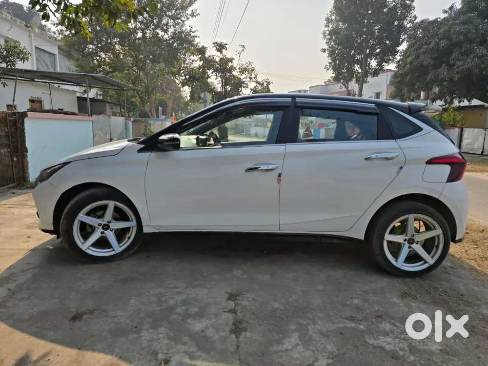 Condition New Gadi Lani Hai