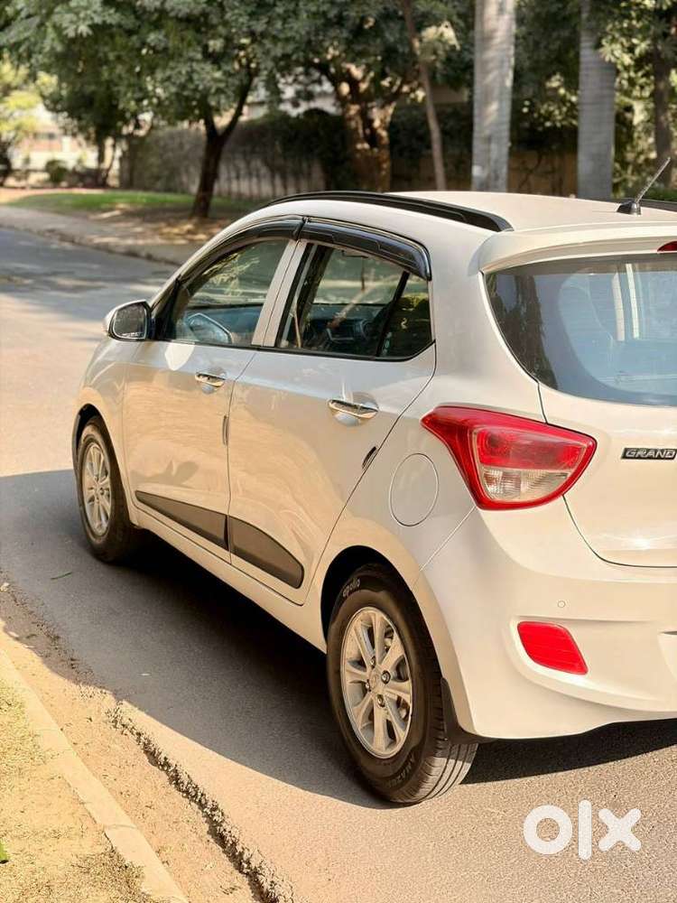 Hyundai Grand I10 1.2 Kappa Vtvt Asta (o) At, 2014, Petrol