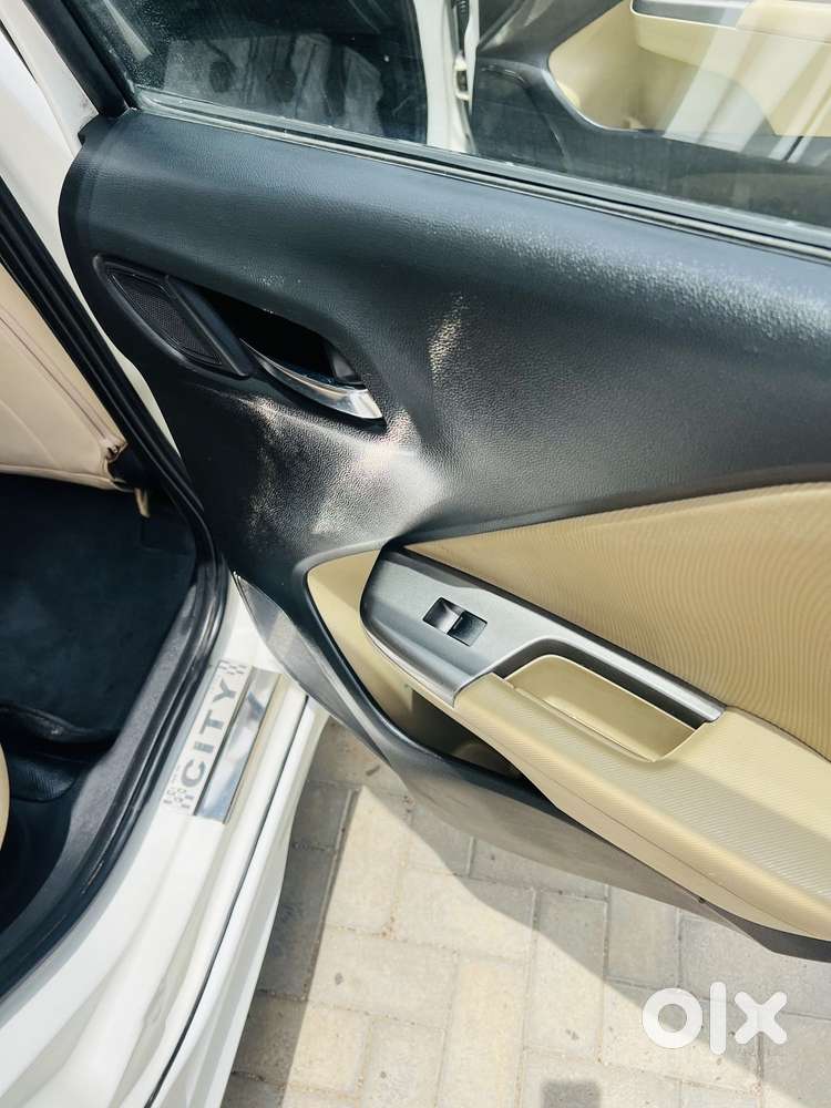 Honda City V Mt Exclusive, 2014, Petrol