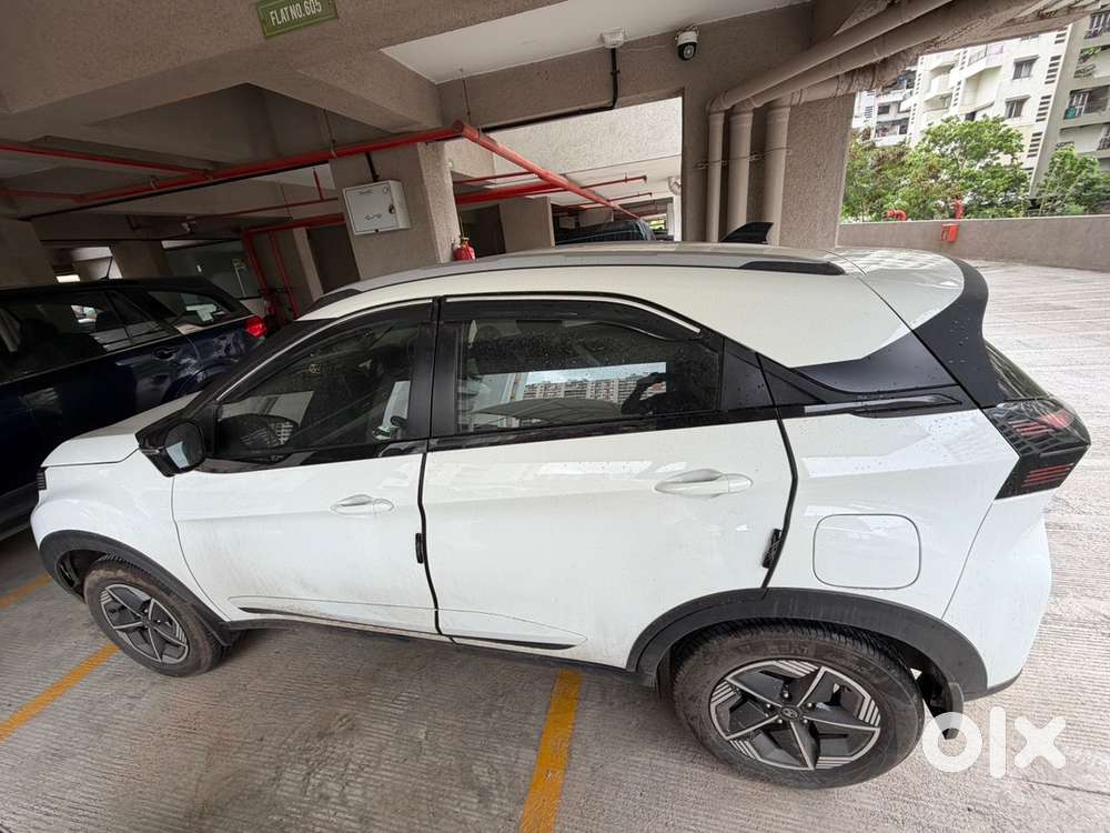 Tata Nexon Creative Plus 2025 Cng