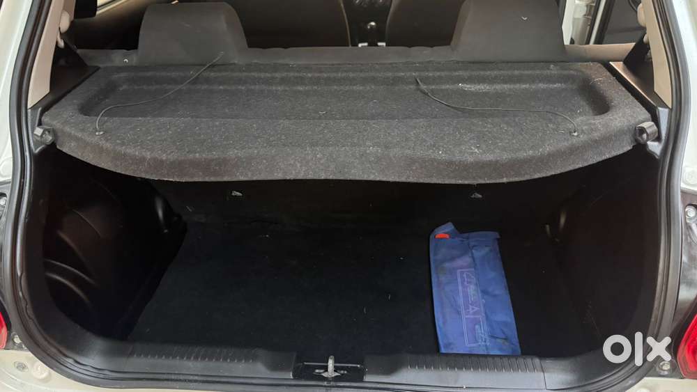 Maruti Suzuki Swift 1.2 Vxi (o), 2023, Petrol