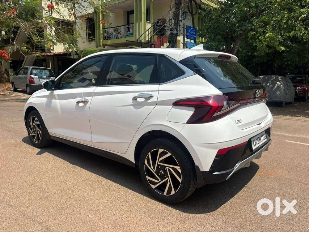Hyundai I20 Asta (o) 1.2 Mt, 2024, Petrol