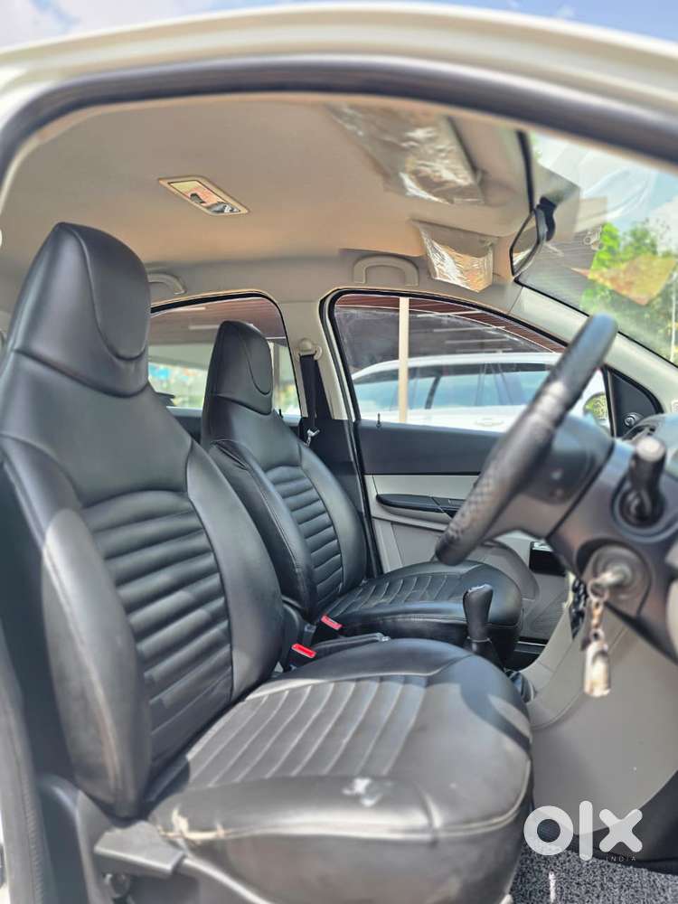 Tata Tiago Xe, 2018, Petrol