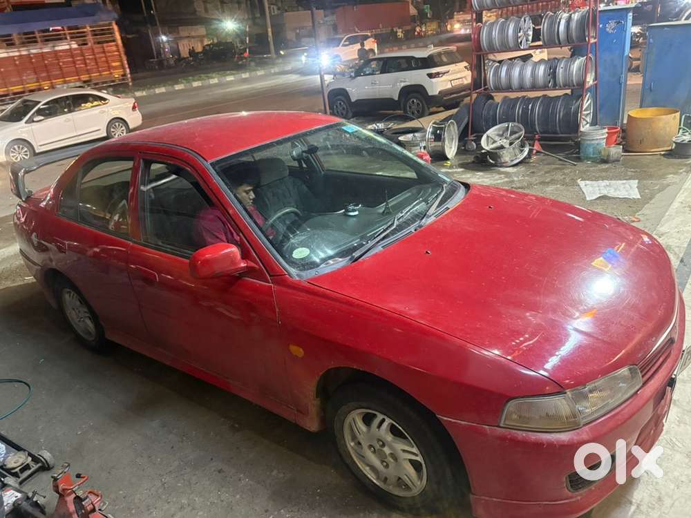 Mitsubishi Lancer Petrol 2001