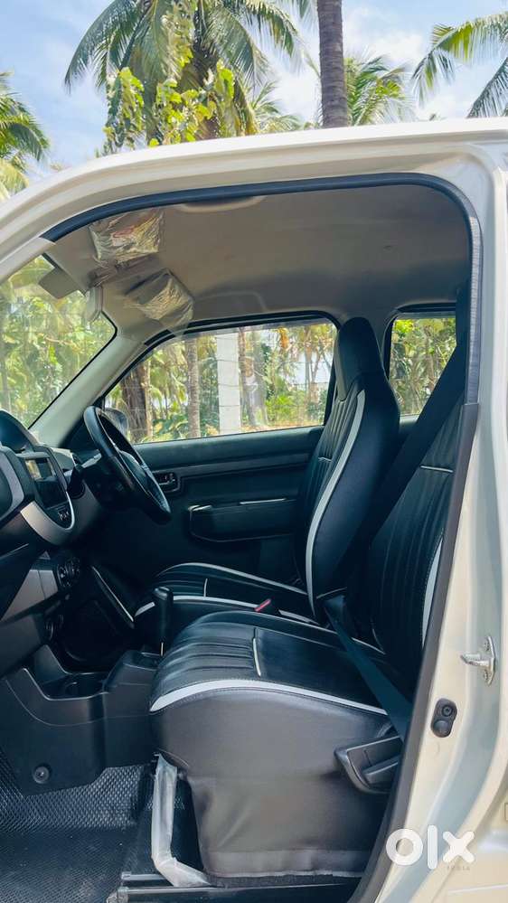 Maruti Suzuki S-presso Vxi Plus At, 2024, Petrol