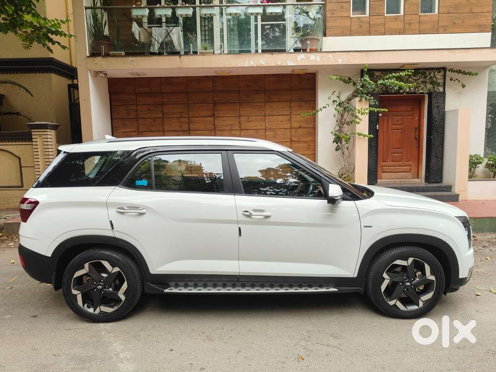 Hyundai Alcazar 2.0 Platinum (o) Petrol At 7 Str, 2022, Petrol