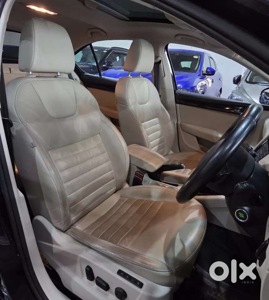 Skoda Octavia 1.8 Tsi Style Plus At, 2016, Petrol