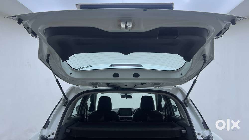 Maruti Suzuki Vitara Brezza 1.5 Lxi, 2024, Petrol