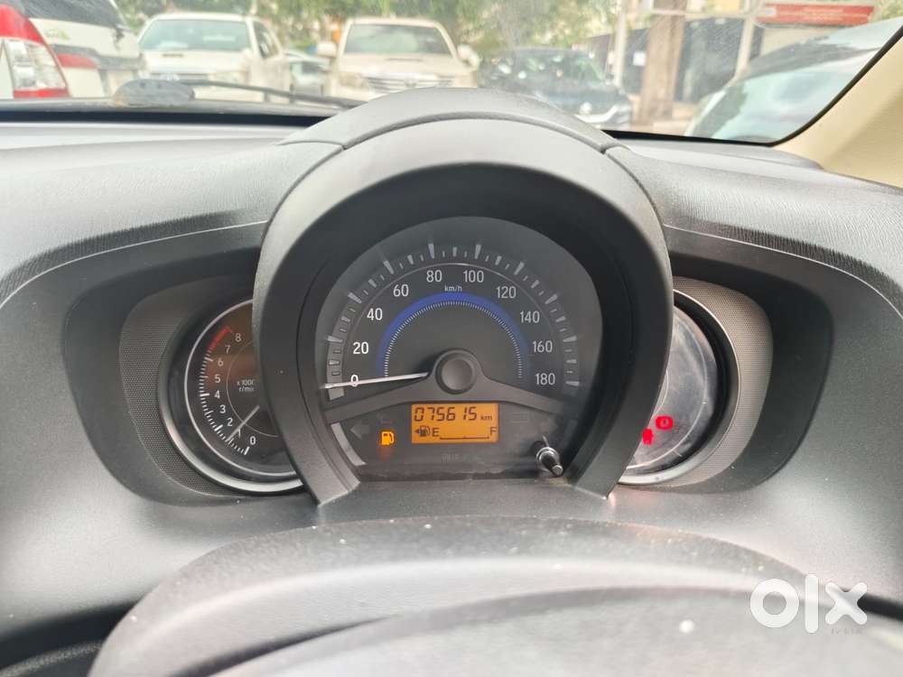 Honda Amaze S Mt I-vtec, 2015, Petrol