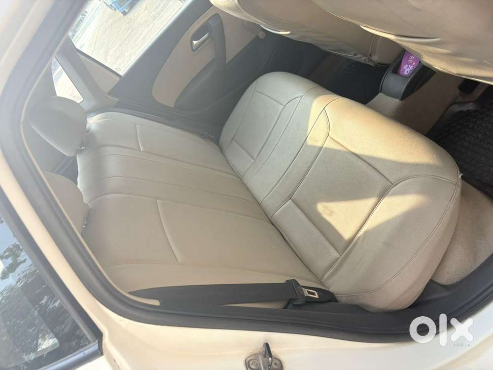Volkswagen Polo Petrol 2011