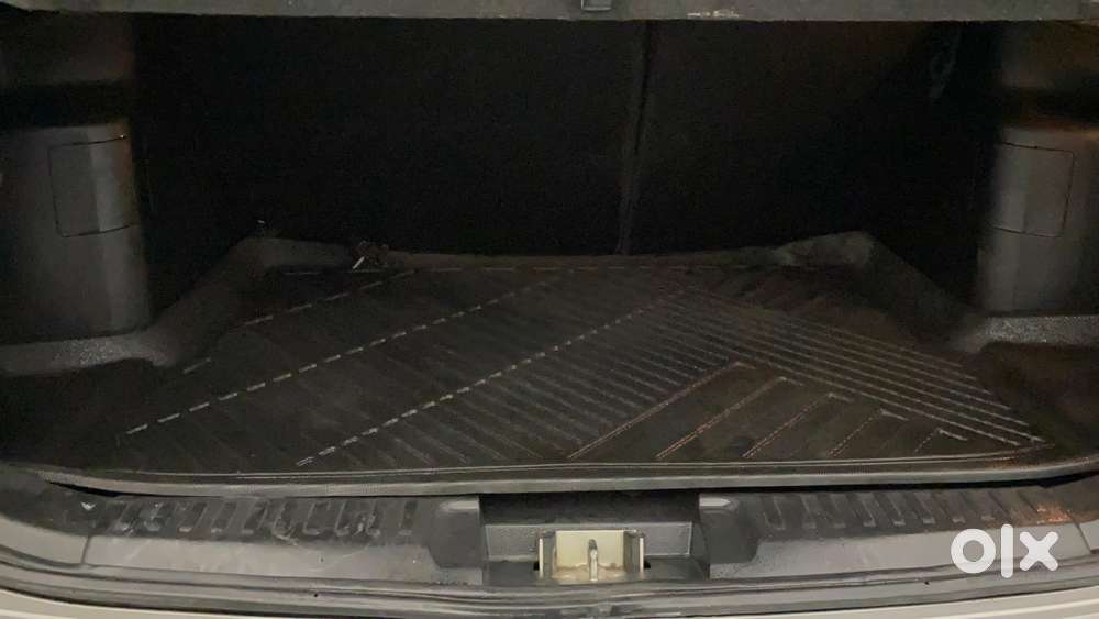 Maruti Suzuki Vitara Brezza 1.5 Zxi, 2020, Petrol