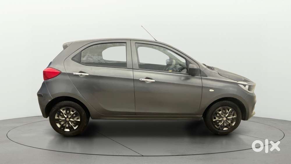 Tata Tiago Xe, 2021, Petrol
