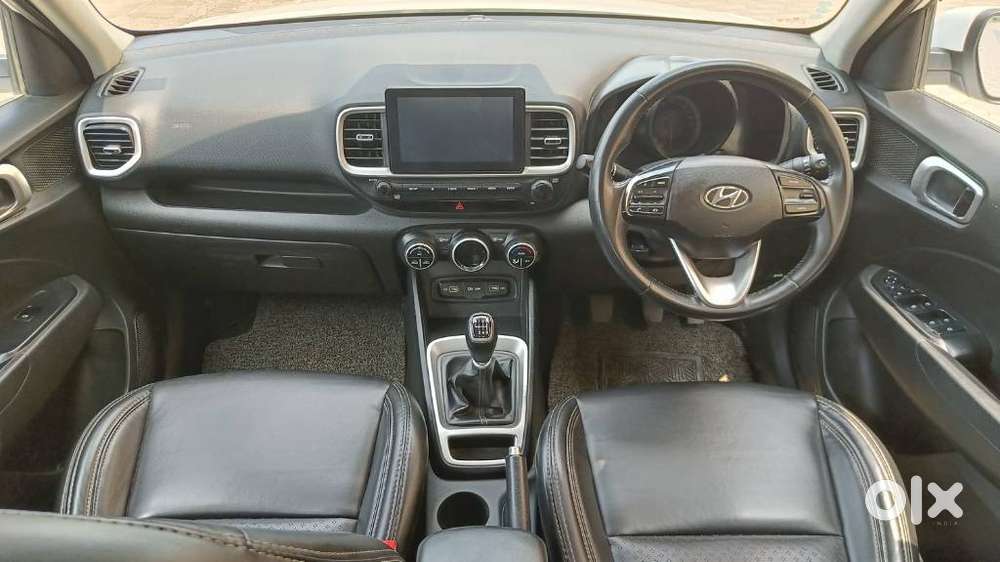 Hyundai Venue Sx Mt, 2022, Diesel