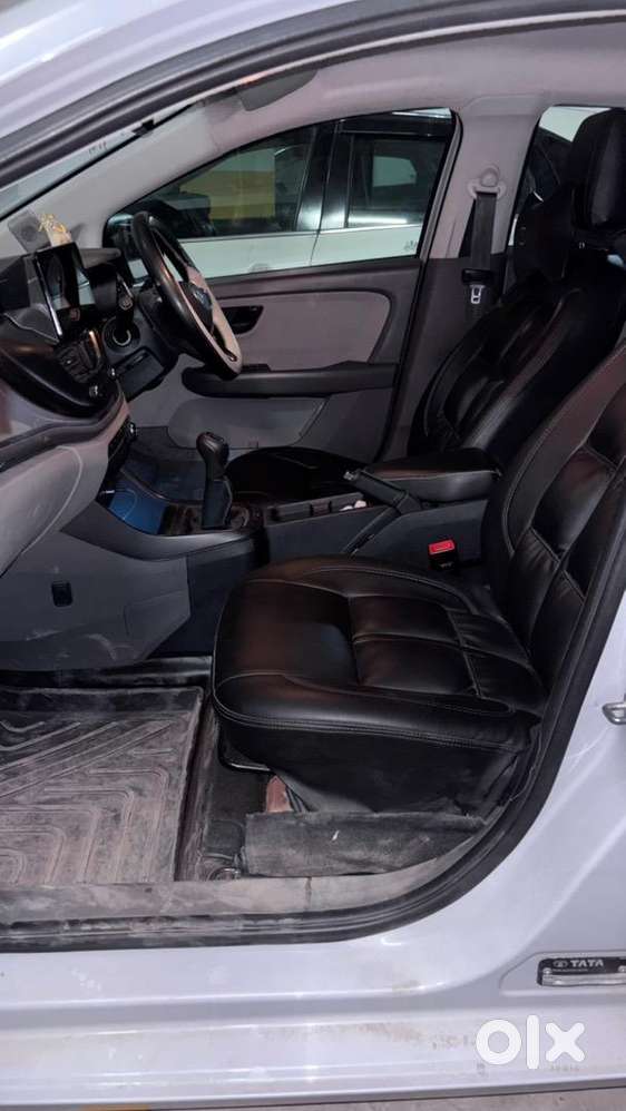 Tata Altroz 2020 Pure Grey Petrol Well Maintained