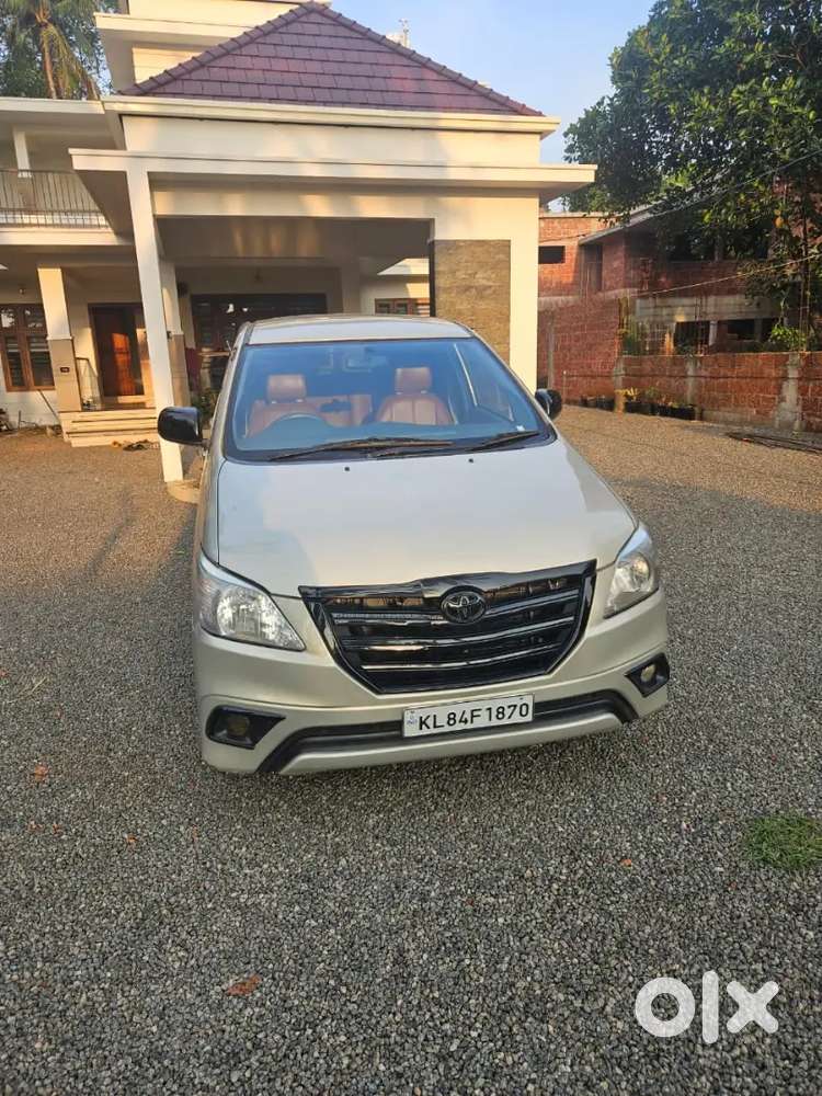 Toyota Innova Diesel 2012