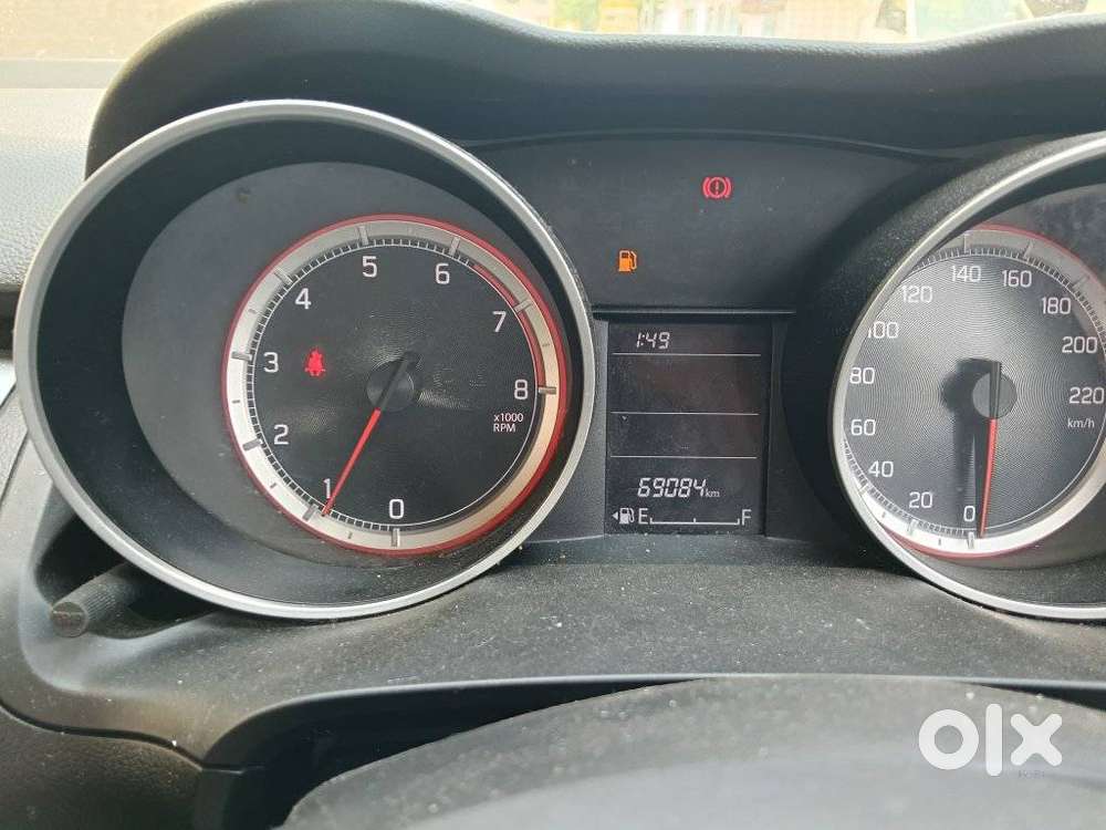 Maruti Suzuki Swift Vxi Abs Bsiv, 2021, Petrol