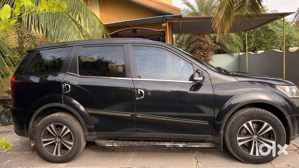 Mahindra     Xuv500 W6  Excellent Condition  Genuine Km
