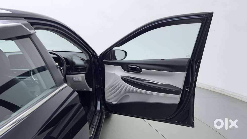 Hyundai New I20 1.2 Asta (o) Mt, 2024, Petrol