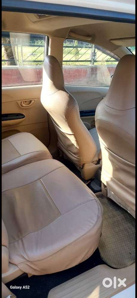 Honda Mobilio 1.5 V I- Dtec Celebration Edition, 2014, Diesel