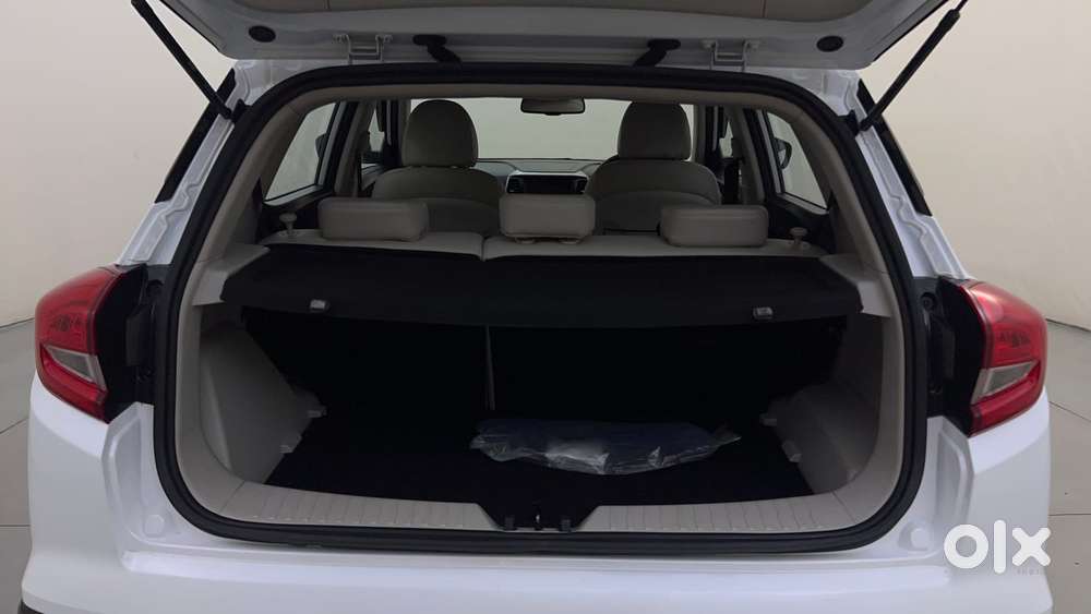 Mahindra Xuv300 W8 Option, 2024, Petrol
