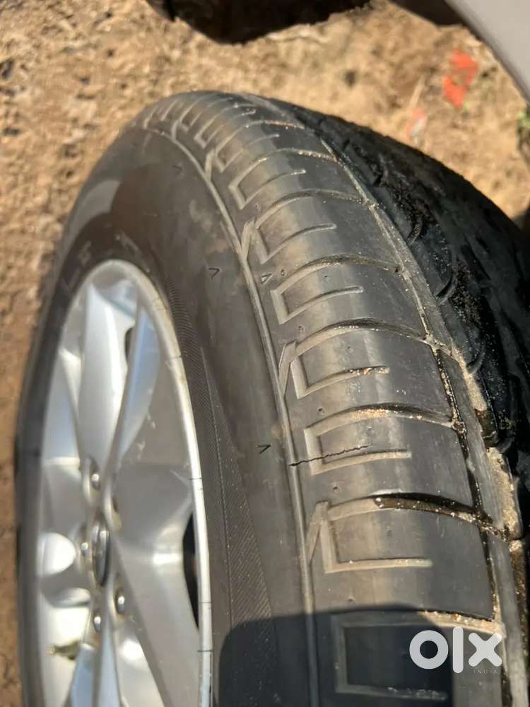 Toyota Innova Crysta 2019 Diesel 245000 Km Driven