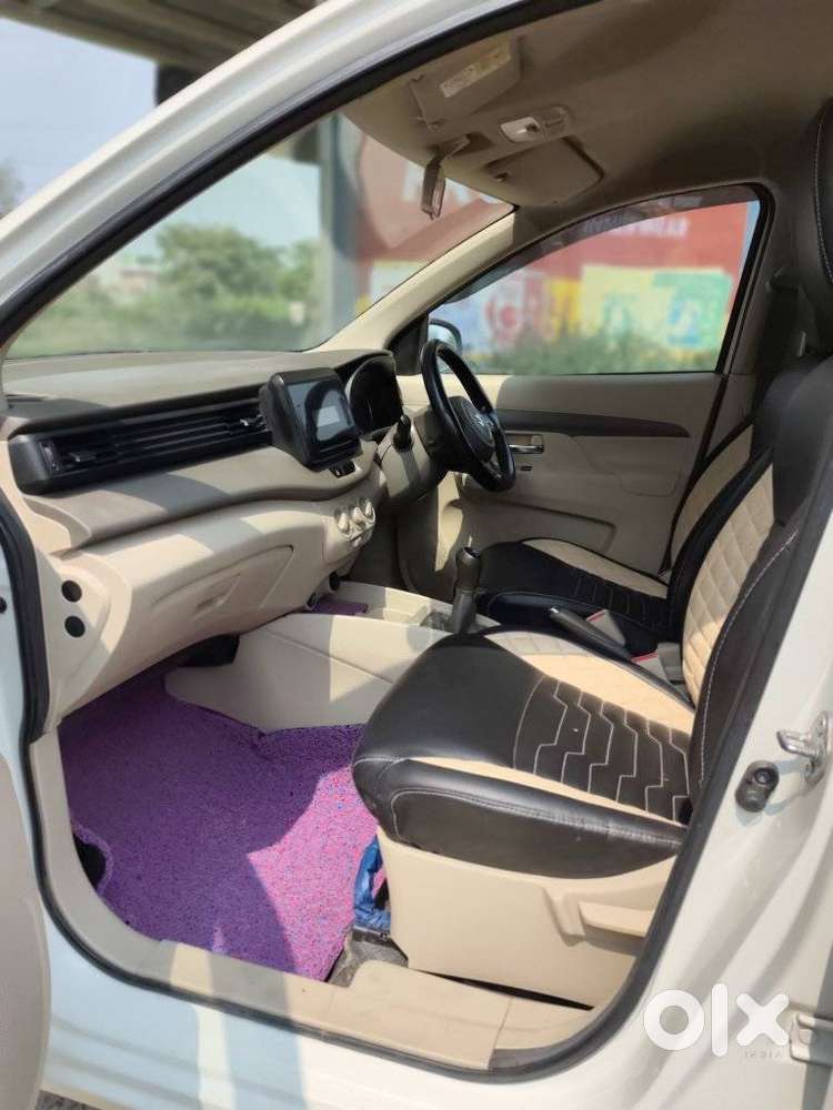 Maruti Suzuki Ertiga 1.5 Vxi, 2022, Petrol