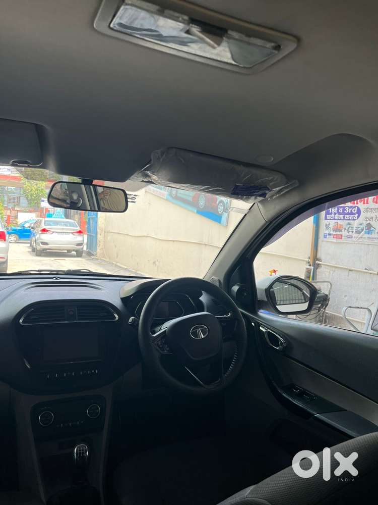 Tata Tiago 1.2 Revotron Xz Plus, 2020, Petrol