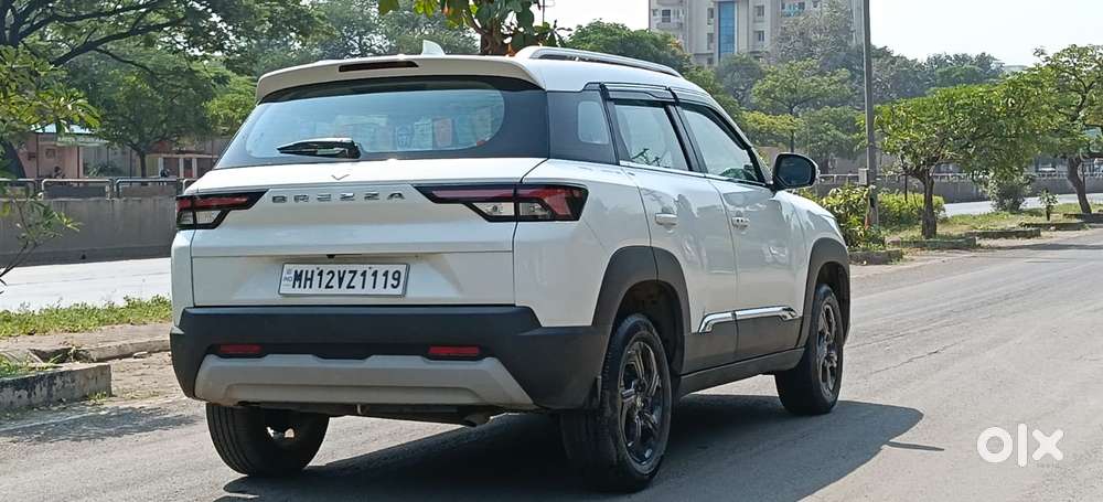 Maruti Suzuki Brezza 1.5 Lxi Smart Hybrid, 2022, Petrol