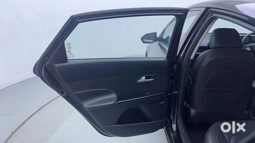 Hyundai Verna 1.5 Sx (o) Turbo Petrol Dct, 2023, Petrol