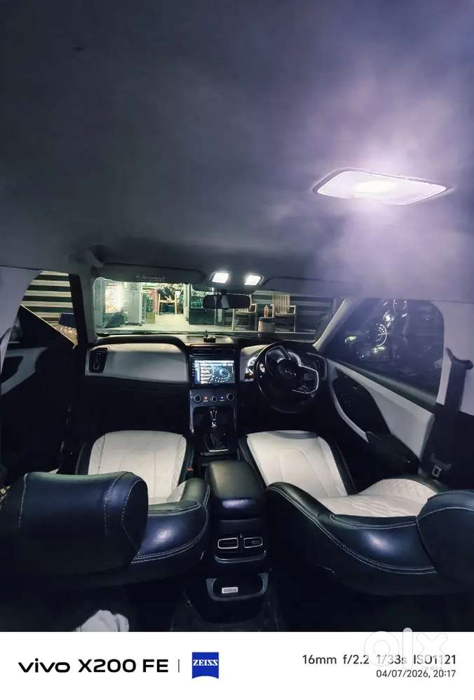 With 17 Inch Allow Wheels Automatic Side Glass Music System