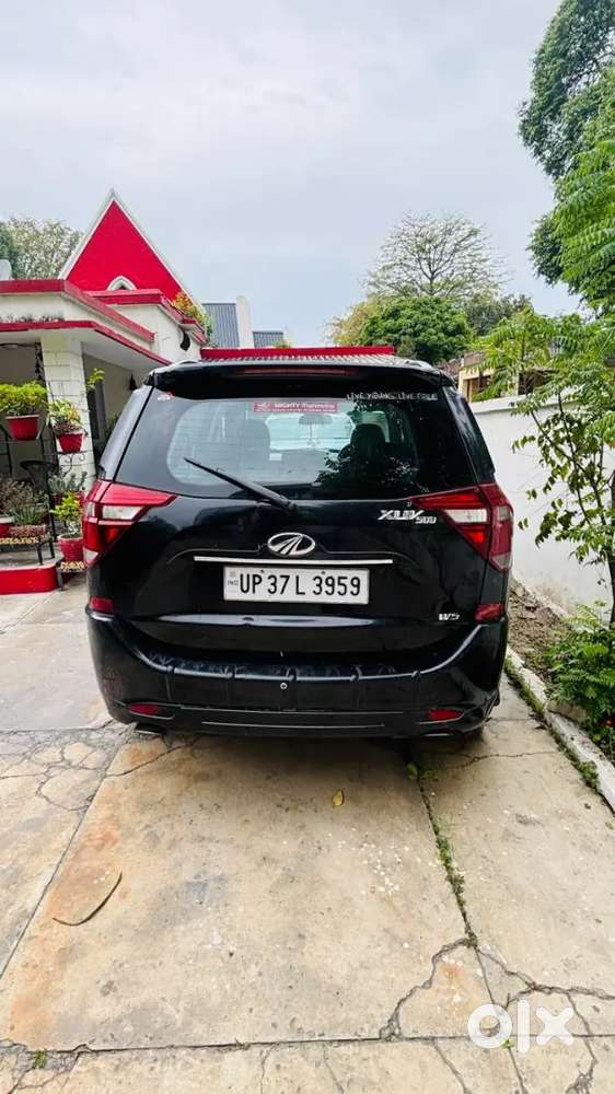 Mahindra Xuv500 2019 Diesel Well Maintained
