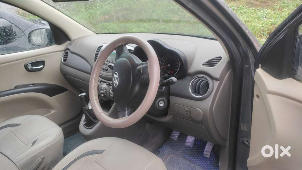 Hyundai I10 Petrol Sportz 2012