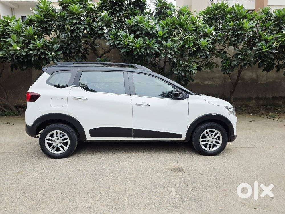 Renault Triber Rxt, 2020, Petrol