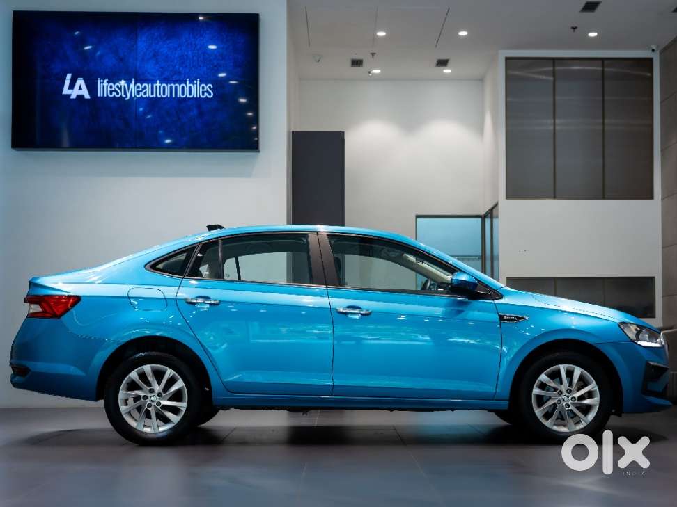 Skoda Slavia Ambition 1.0l Tsi At, 2026, Petrol